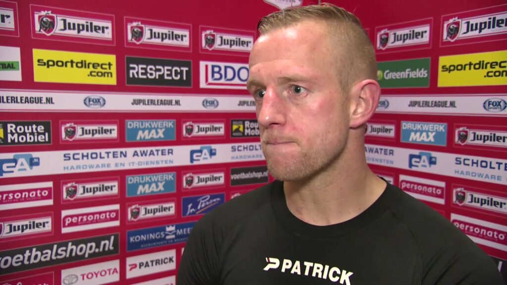 Sjoerd Ars tijdens een interview als speler van NEC